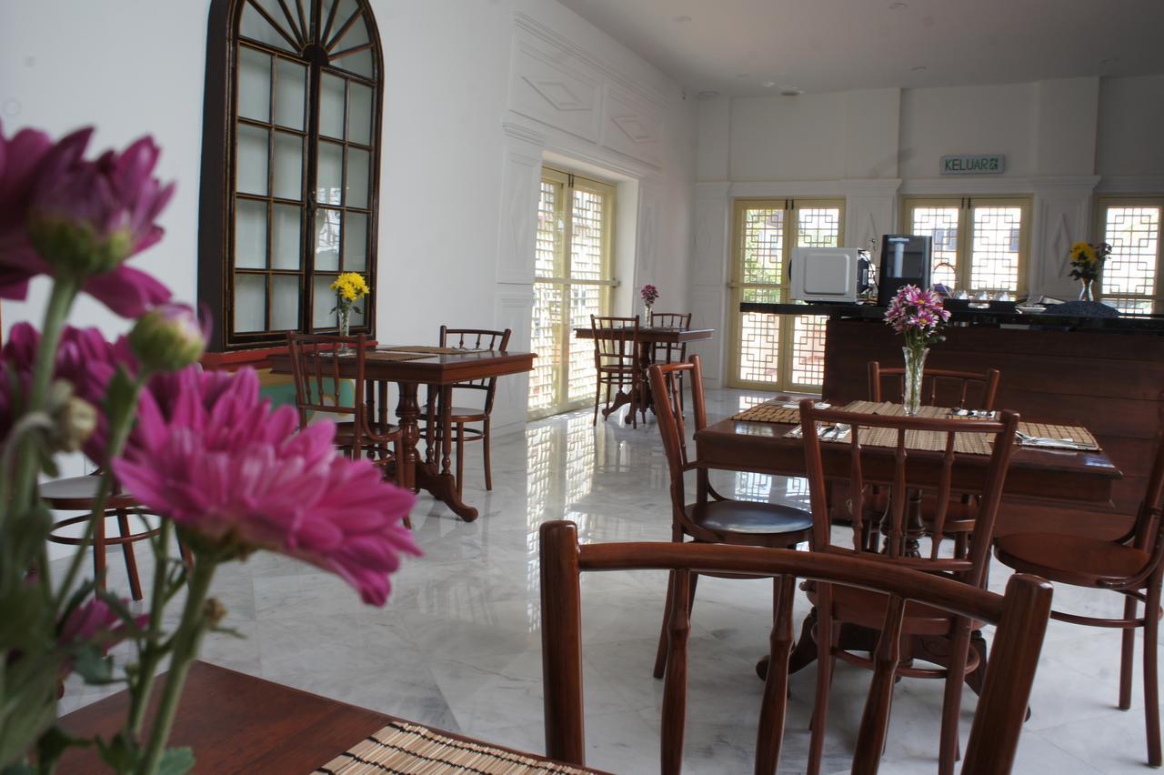 Heeren Palm Suites Malacca Εξωτερικό φωτογραφία