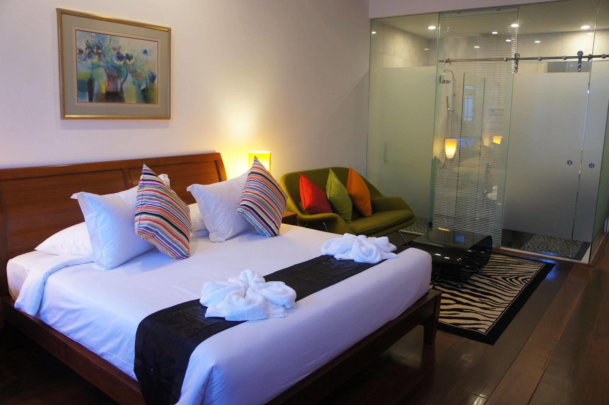 Heeren Palm Suites Malacca Εξωτερικό φωτογραφία