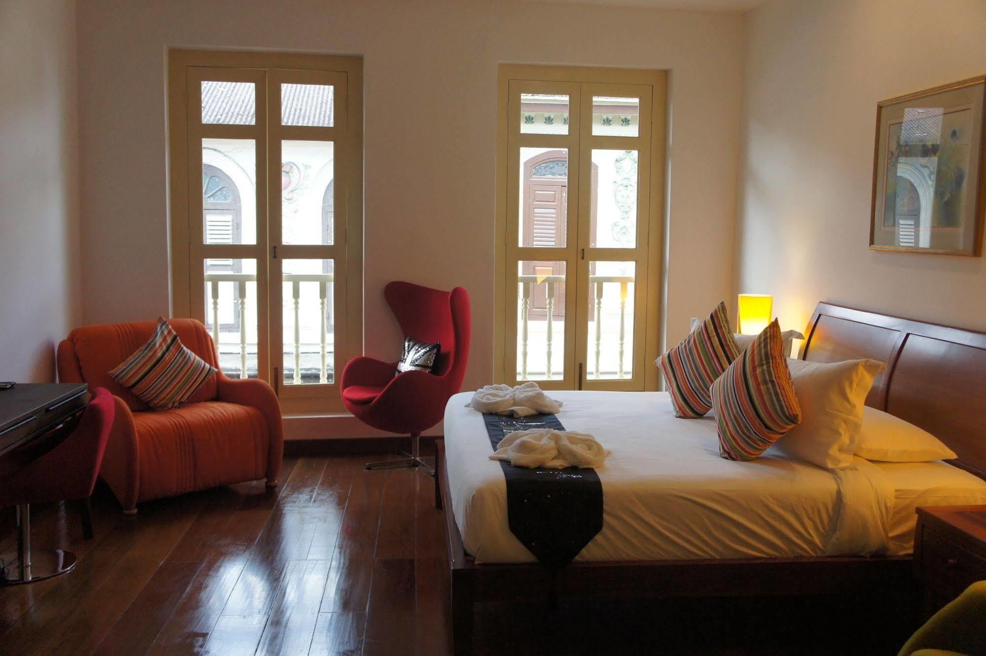 Heeren Palm Suites Malacca Εξωτερικό φωτογραφία