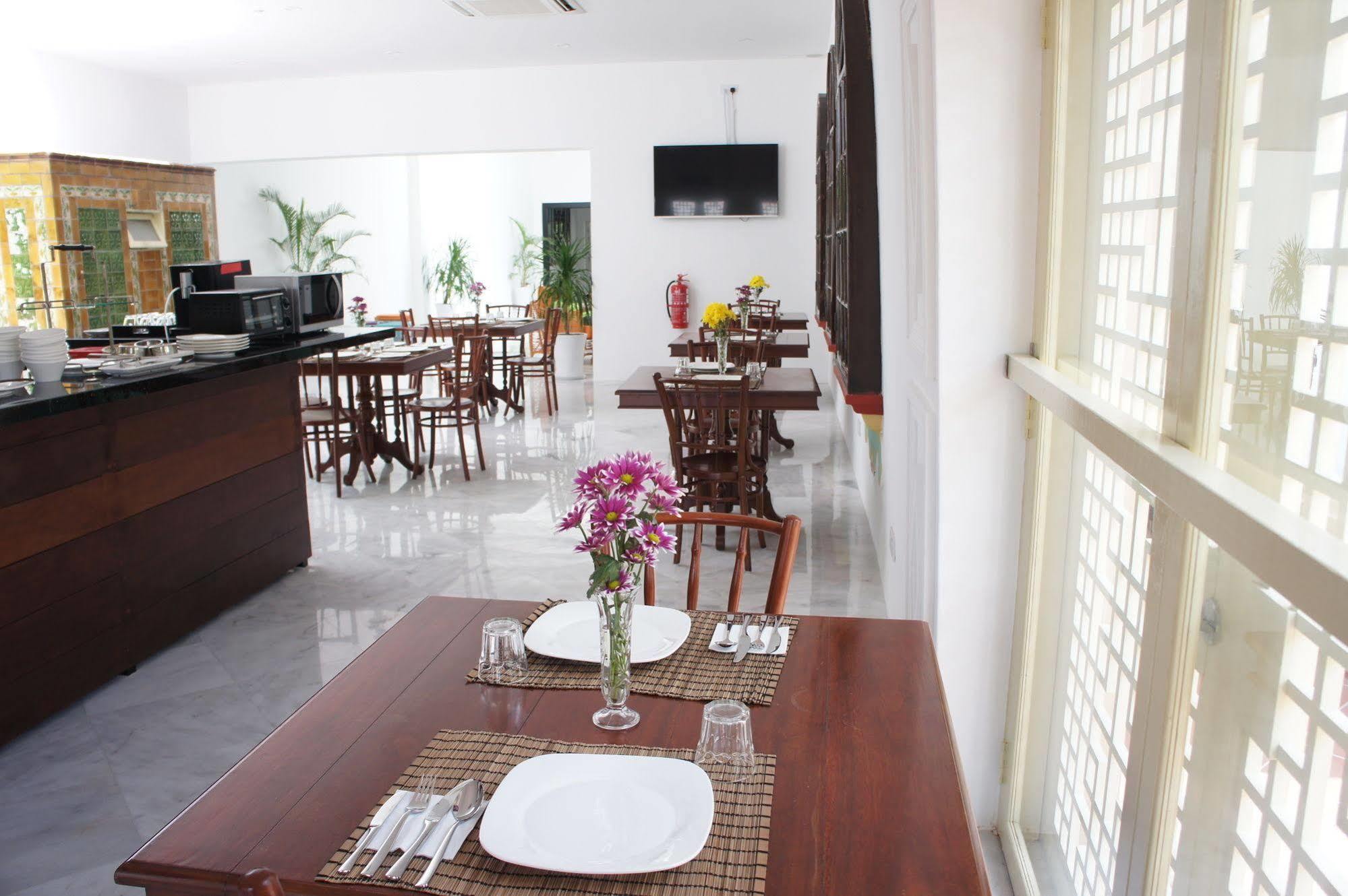 Heeren Palm Suites Malacca Εξωτερικό φωτογραφία