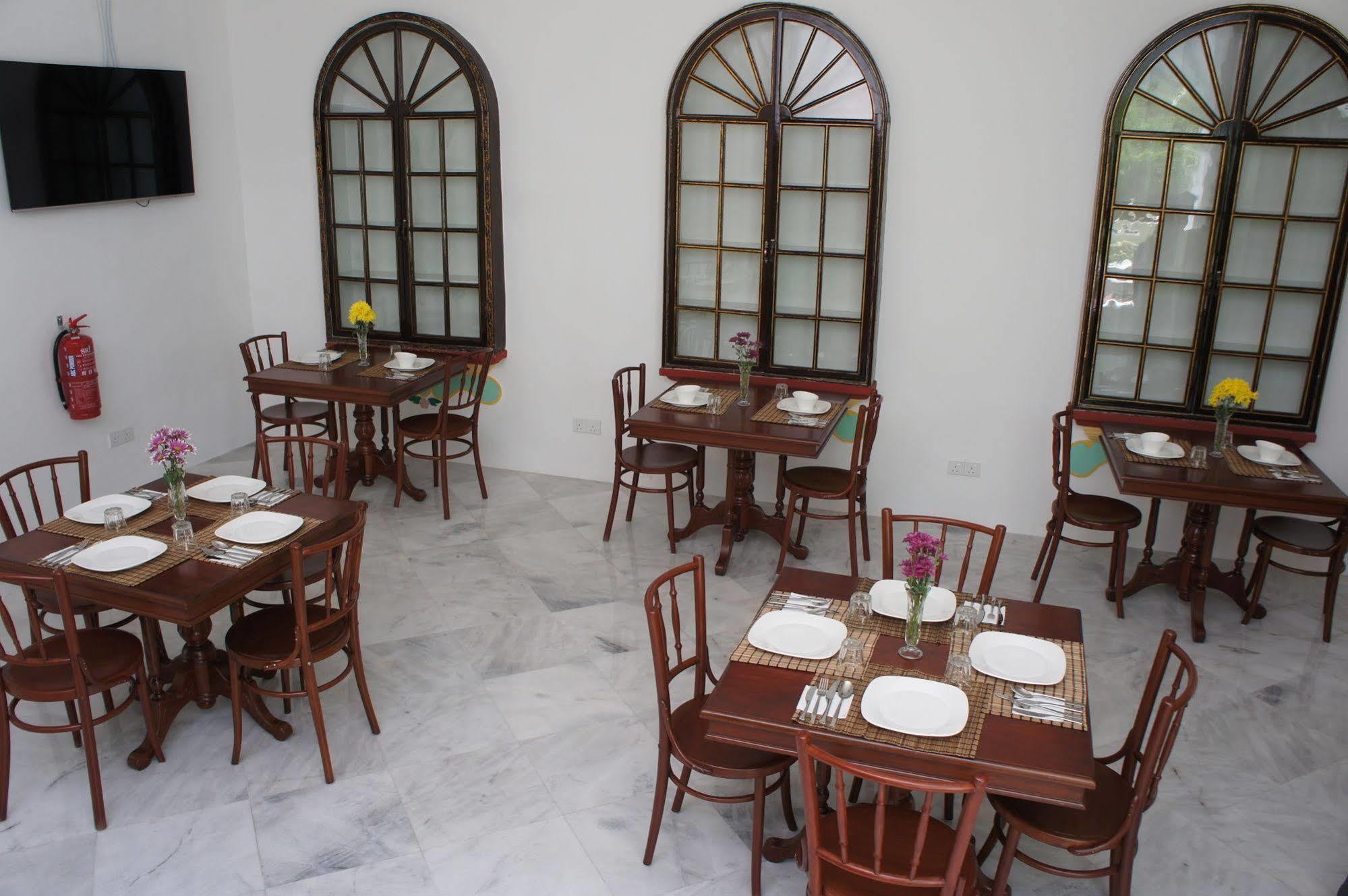 Heeren Palm Suites Malacca Εξωτερικό φωτογραφία